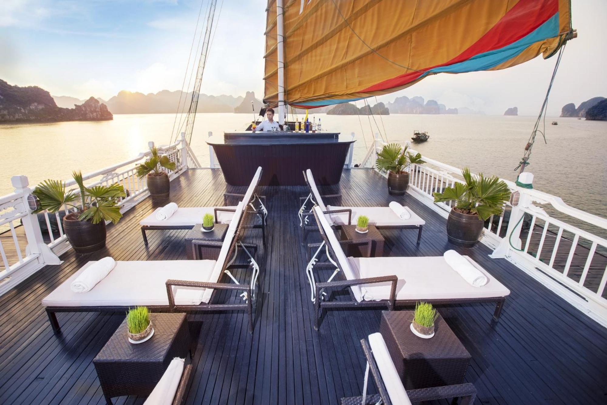 Hera Boutique Cruise Ha Long Bay Exteriér fotografie