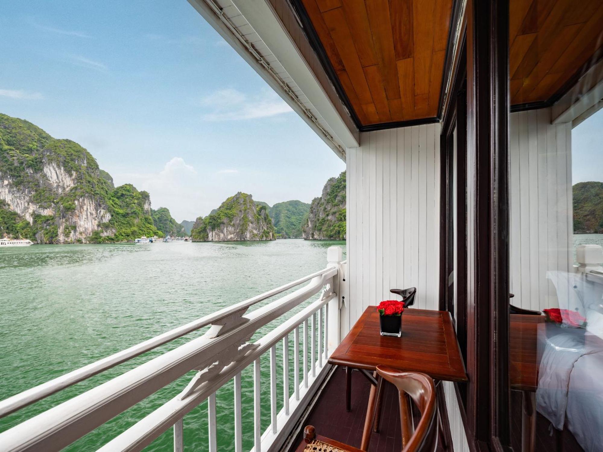 Hera Boutique Cruise Ha Long Bay Exteriér fotografie