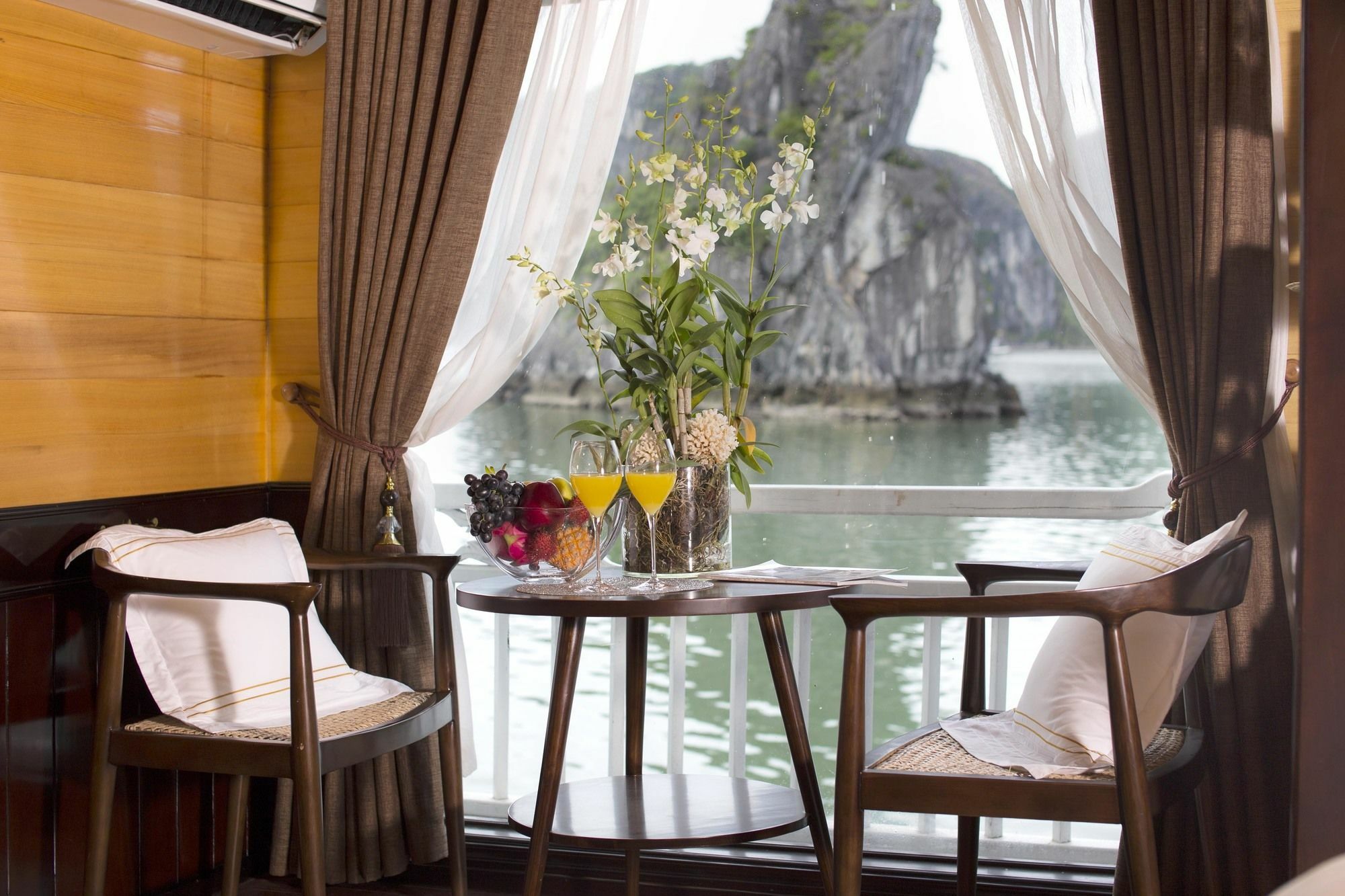 Hera Boutique Cruise Ha Long Bay Exteriér fotografie