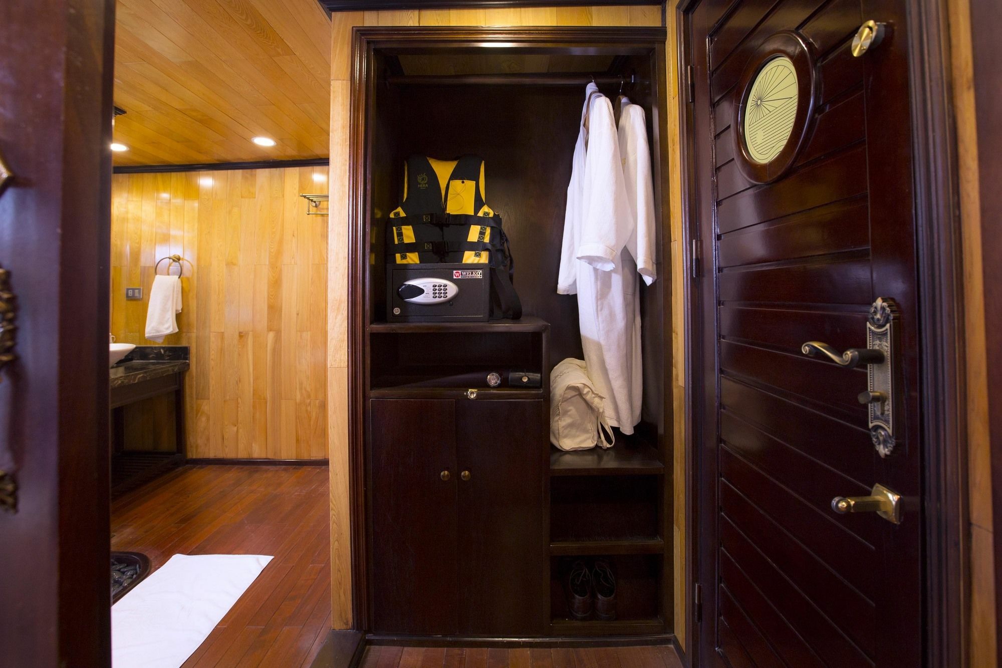 Hera Boutique Cruise Ha Long Bay Exteriér fotografie